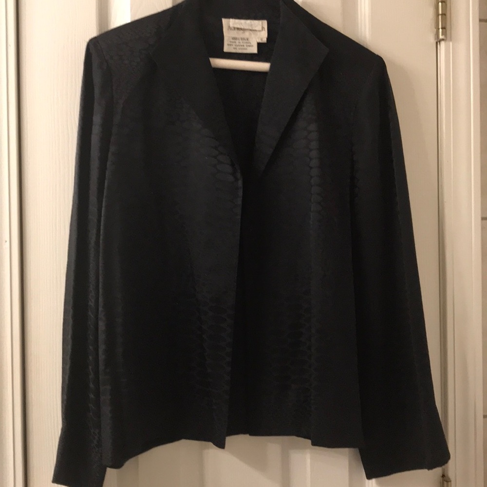 Black Silk light Collared Jacket no buttons